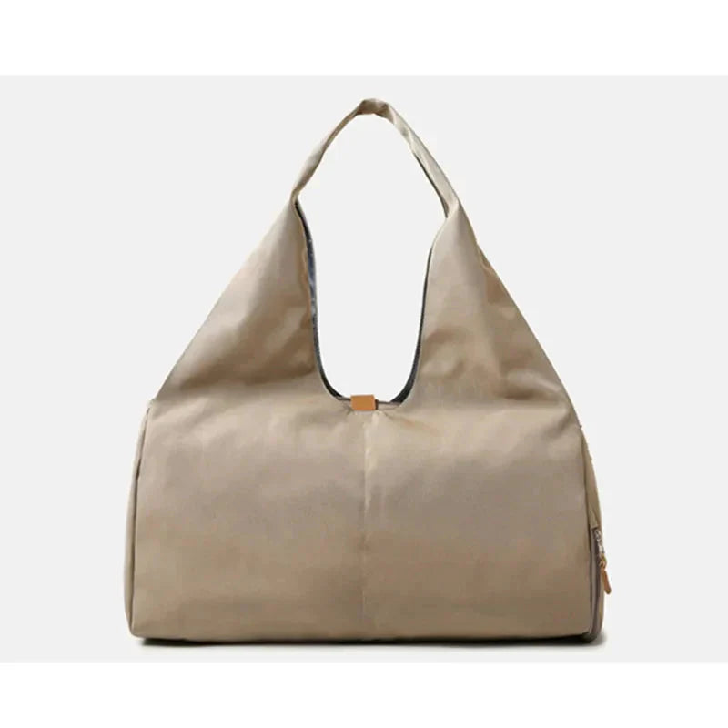 Sac de sport beige, vue de face